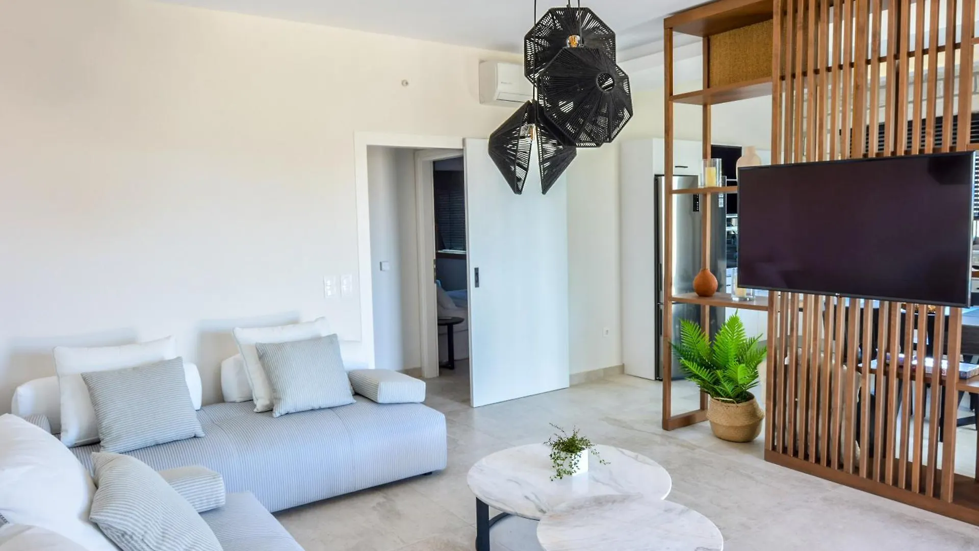 Villa Made Of Blue Luxury Suites Collection Rethymno