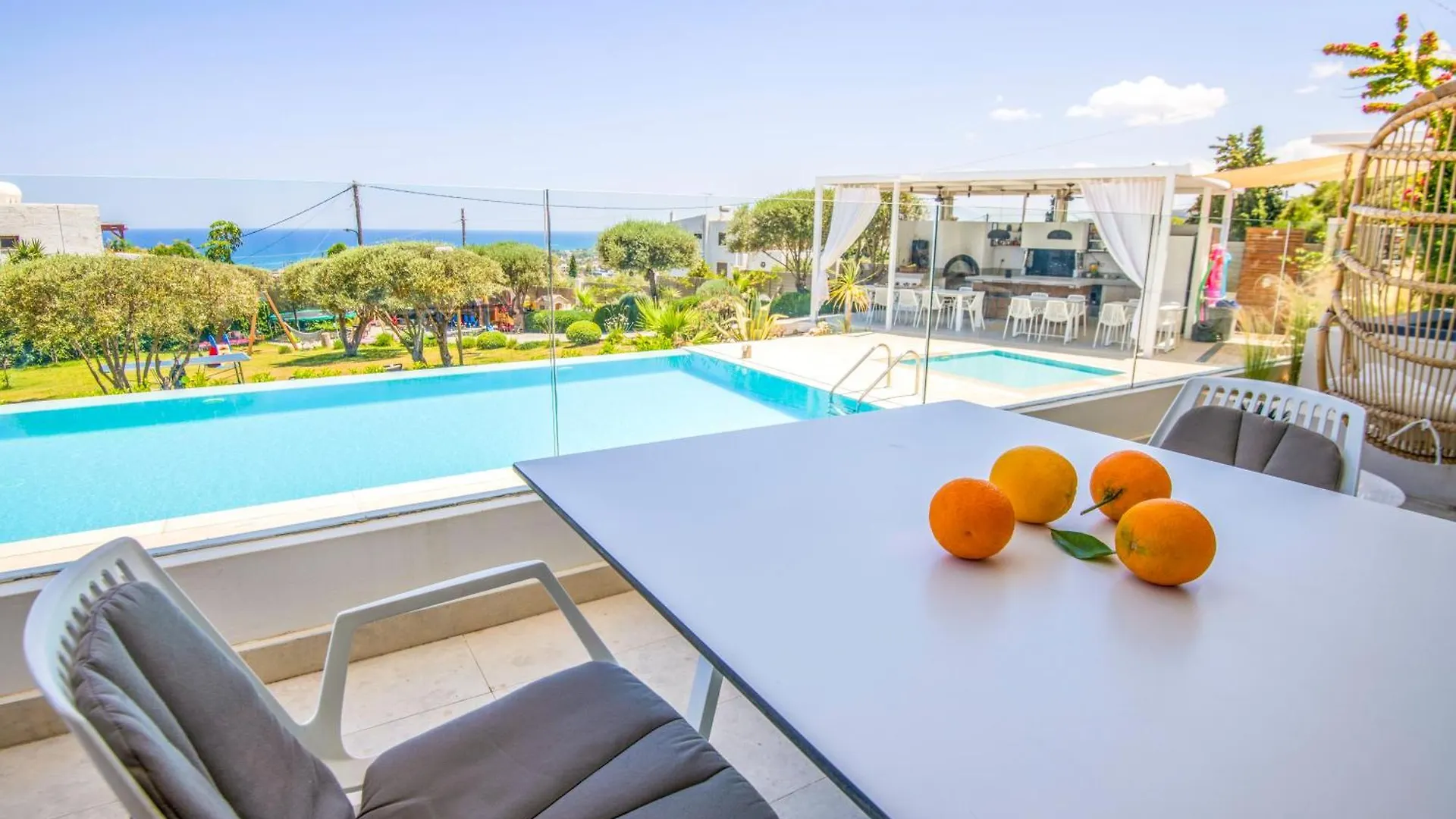 Villa Made Of Blue Luxury Suites Collection Rethymno